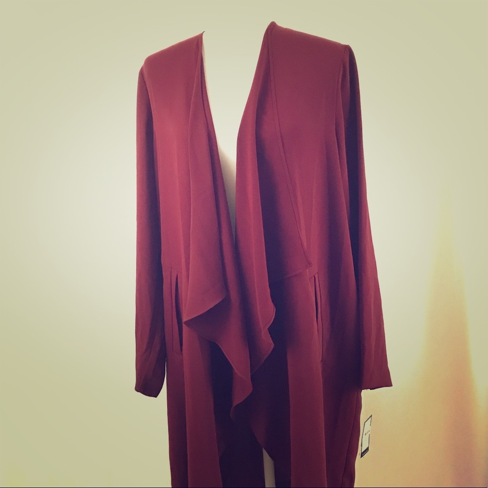 Burgundy cascade front flyaway duster (#99)